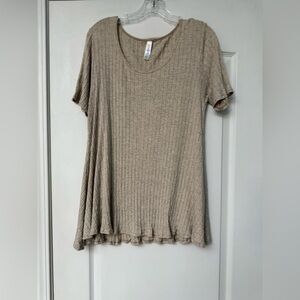 LuLaRoe Beige Ribbed Short Sleeve Top